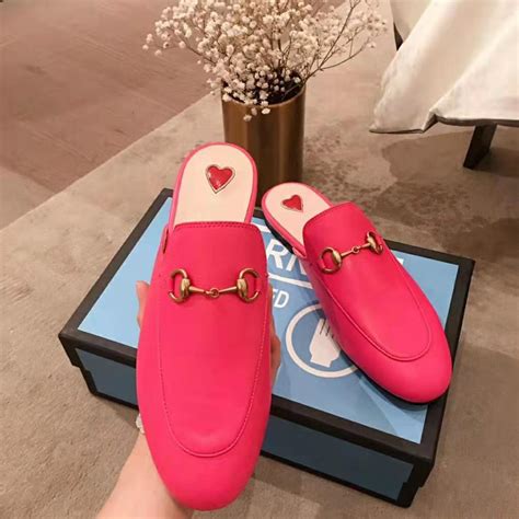 womens gucci princetown horsebit-detailed leather slippers